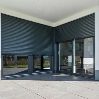 Volets Roulants à Nice : Sécurité et Confort