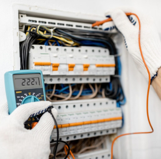 Electrician in Nice: Electrical Troubleshooting in the Alpes-Maritimes