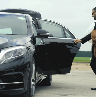 Chauffeur Privé et Transferts de Luxe à Nice, Cannes et Monaco