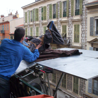 Déménagement à Nice avec une Expertise Inégalée et Sans Stress.