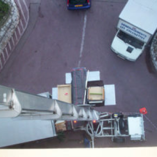 Déménagement à Nice avec une Expertise Inégalée et Sans Stress.